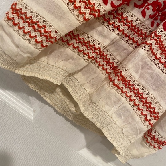 UO TOP✨ - Picture 2 of 6